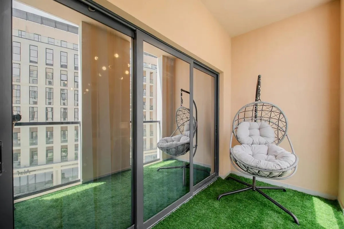 City Central Luxury Apartment With Balcony By Bluecloud Holidays الشارقة الإمارات العربية المتحدة